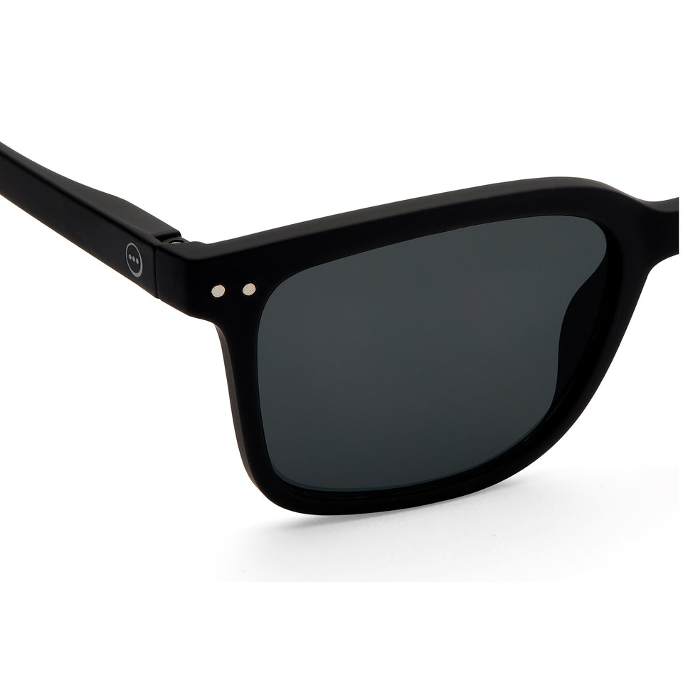 Black #L Sunglasses by Izipizi