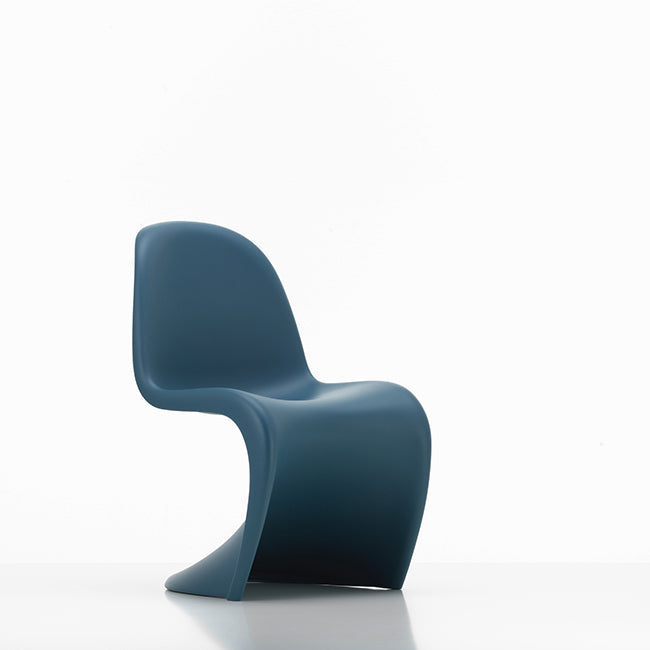 Verner Panton タタミチェア（青) 1脚目 Panton Junior Chair by Verner Panton – Vertigo Home