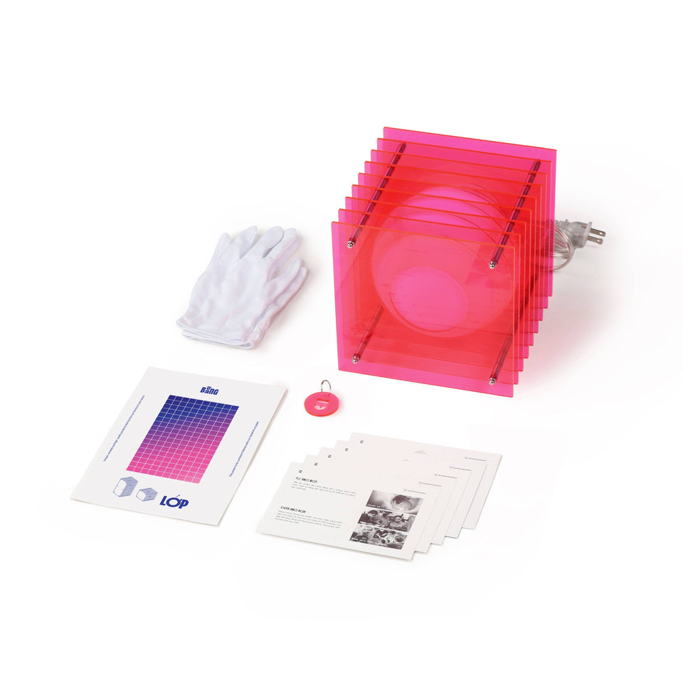 Table Lamp Lớp Big Square In Pink Acrylic