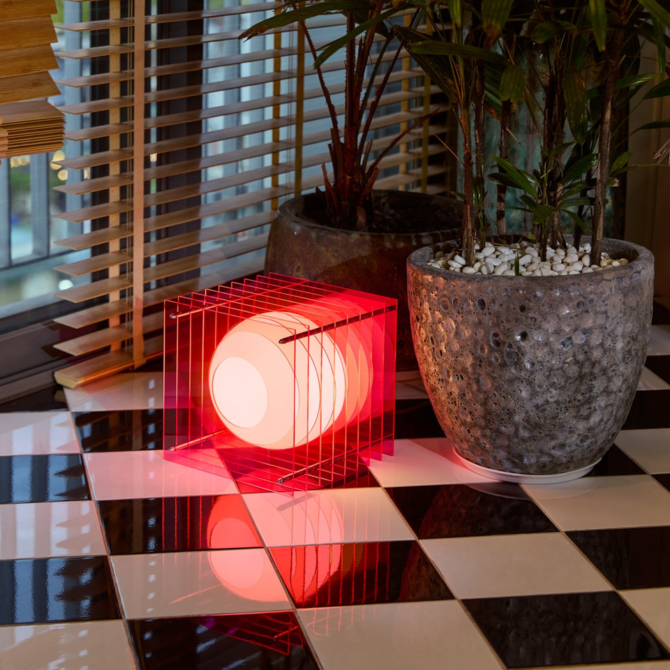 Table Lamp Lớp Big Square In Pink Acrylic