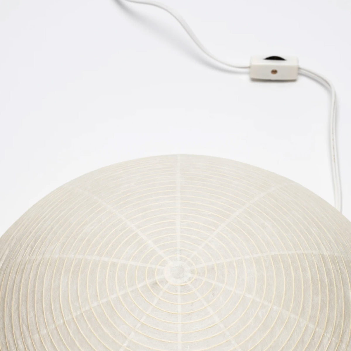 Paper Moon Lamp 04 - The Saucer