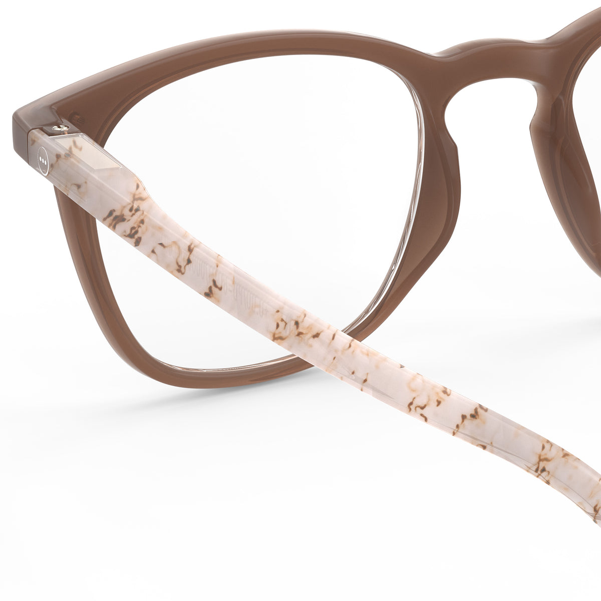 Light Marble #E Reading Glasses by Izipizi - Chapters AW25 Limited Edition Collection - Vertigo Home