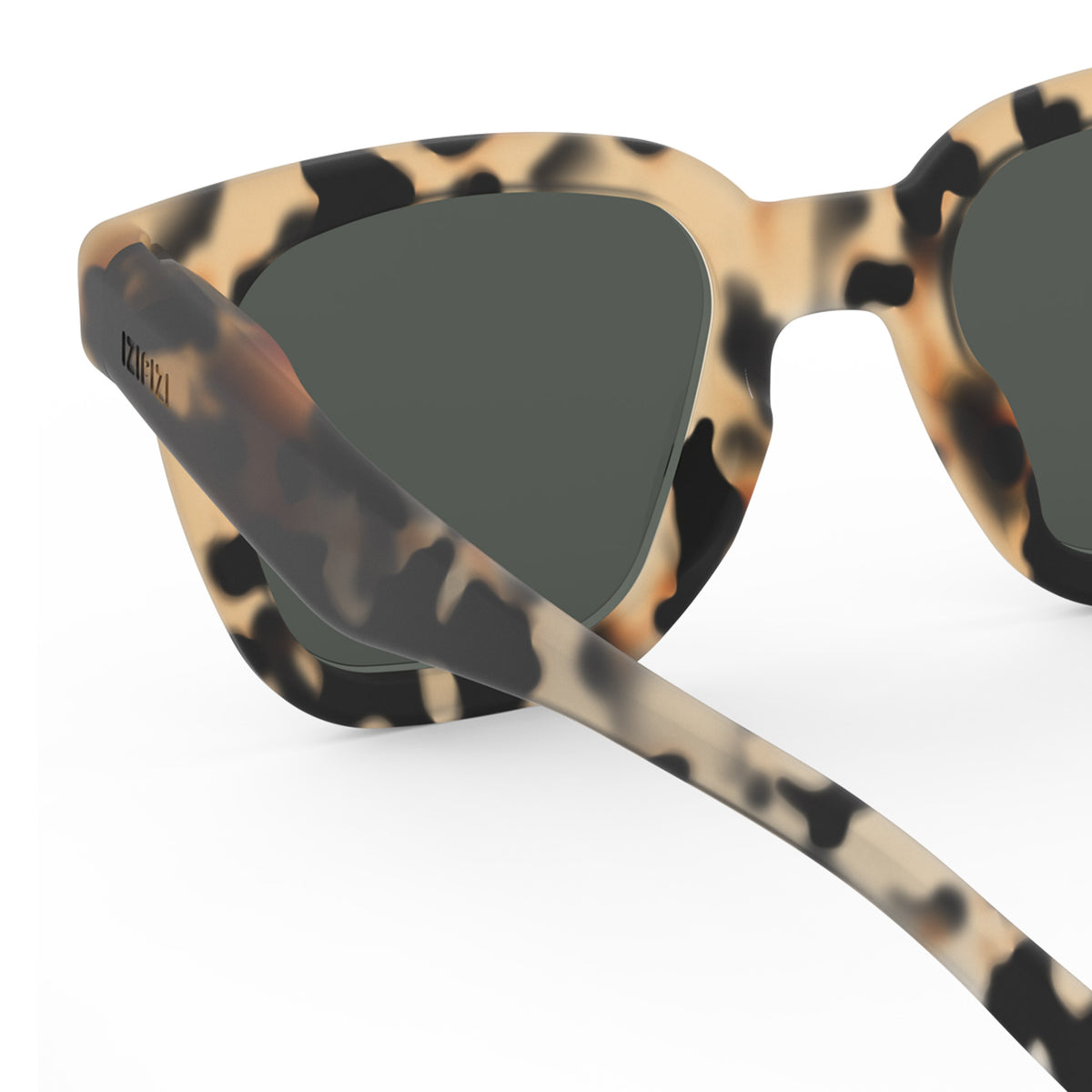 IZIPIZI #ROAD sunglasses in Light Tortoise, detail view