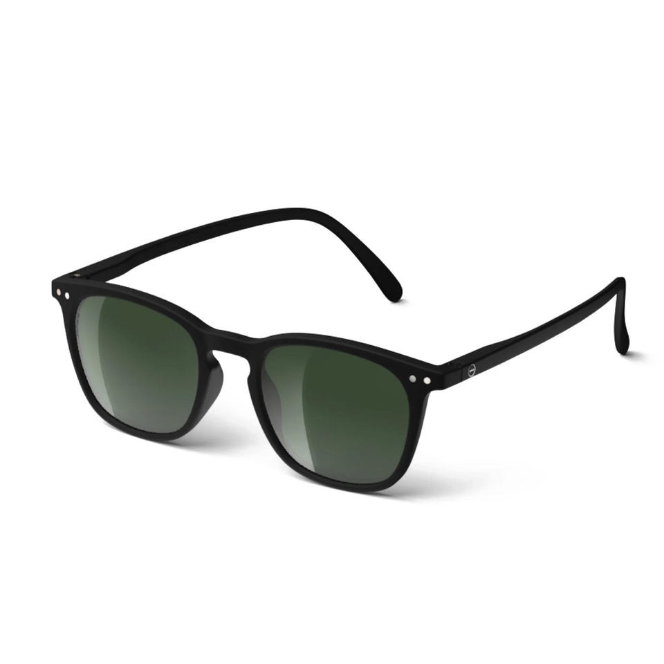 Black #E Polarized Sunglasses by Izipizi