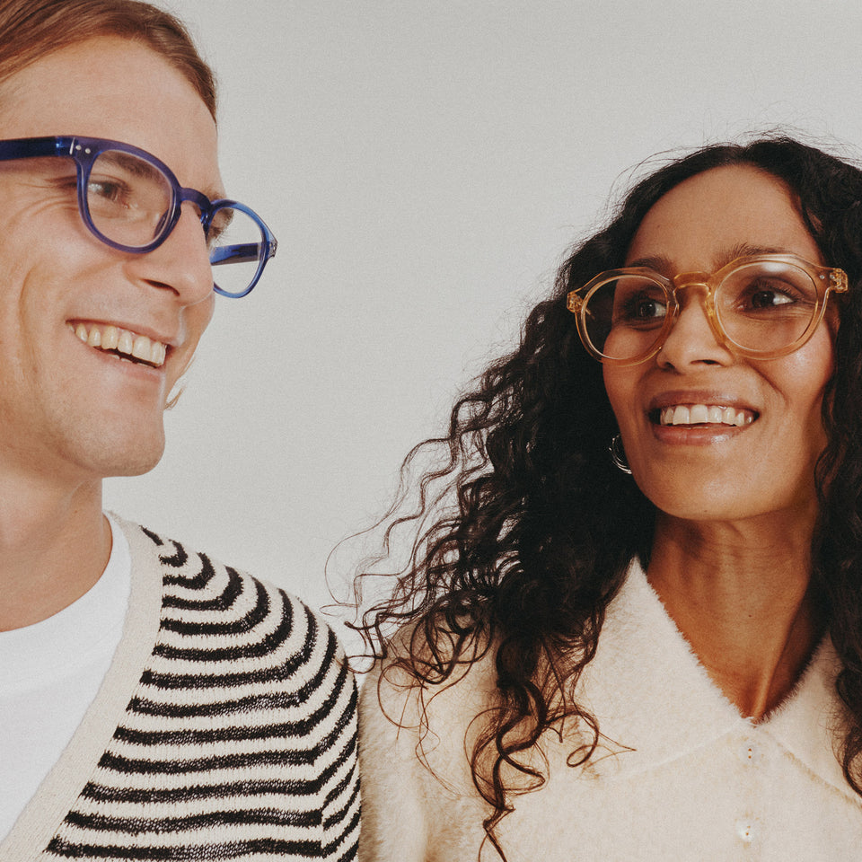 Blue Line #C Reading Glasses by IZIPIZI – Morning Express AW26