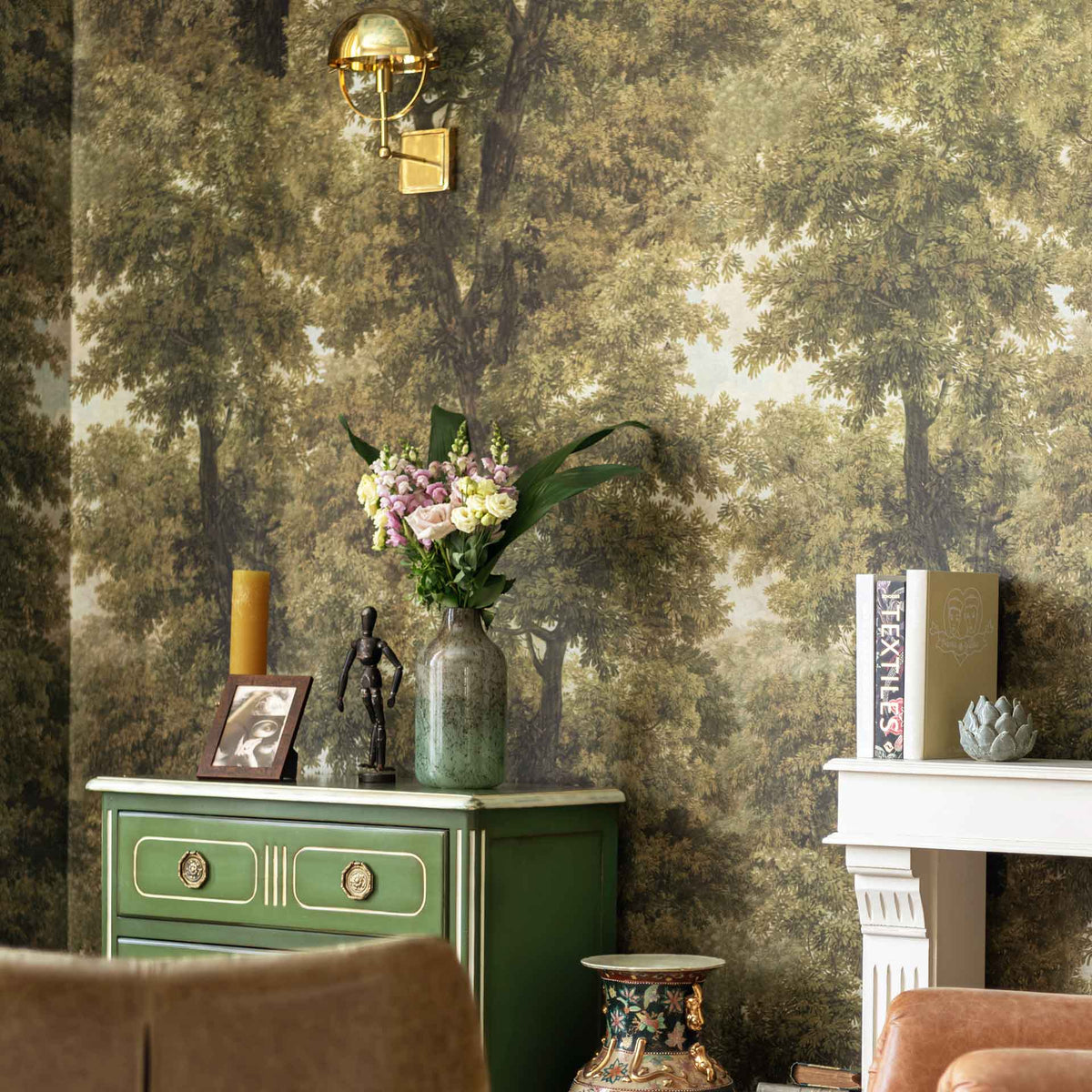 Branchy Wallpaper by MIND THE GAP