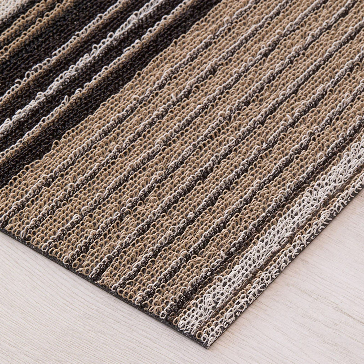 Oyster Pleat Stripe Shag Mat by Chilewich