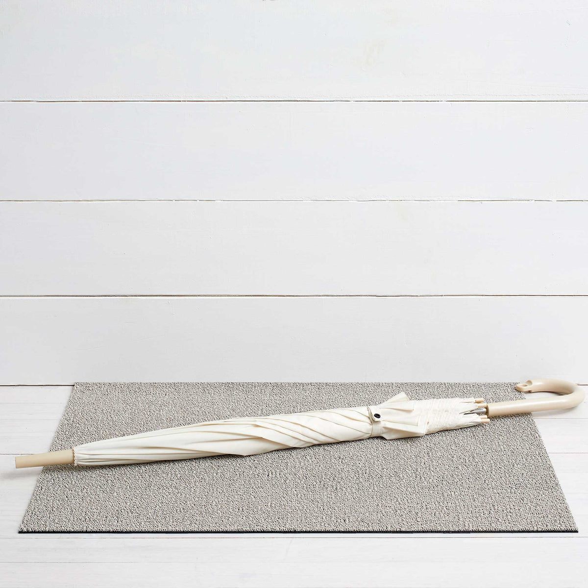 Silk Solid Shag Mat by Chilewich