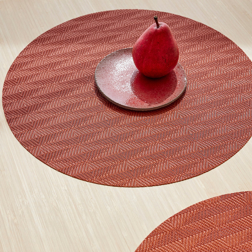 Chilewich Arrow placemat in Paprika, lifestyle detail