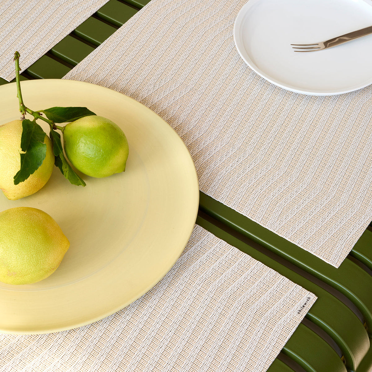 Chilewich Dune placemat in Canvas, lifestyle detail