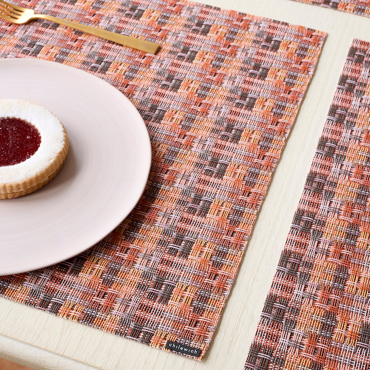 Chilewich Fable placemat in Sorbet, lifestyle detail