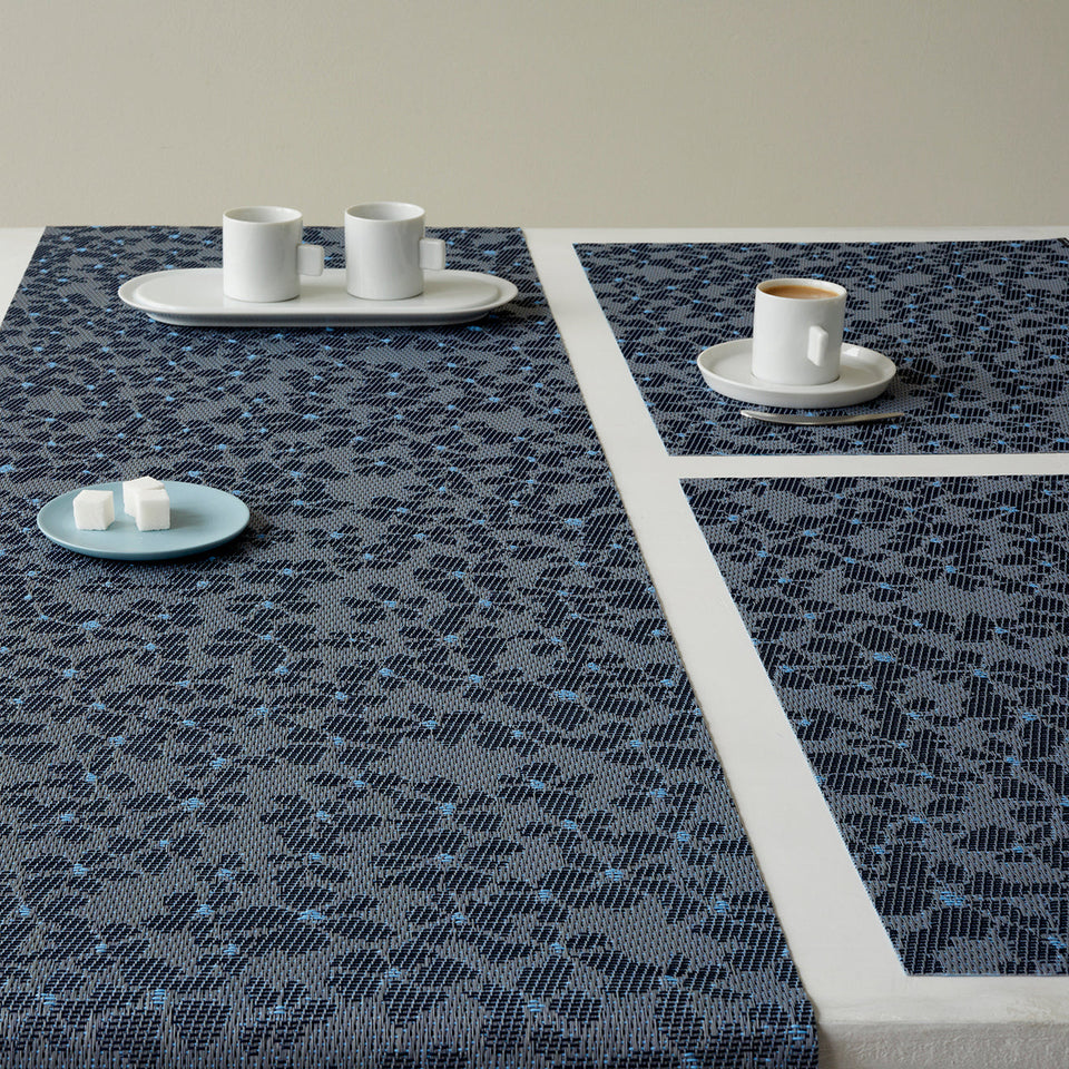 Chilewich Flora placemat in Zephyr, lifestyle detail