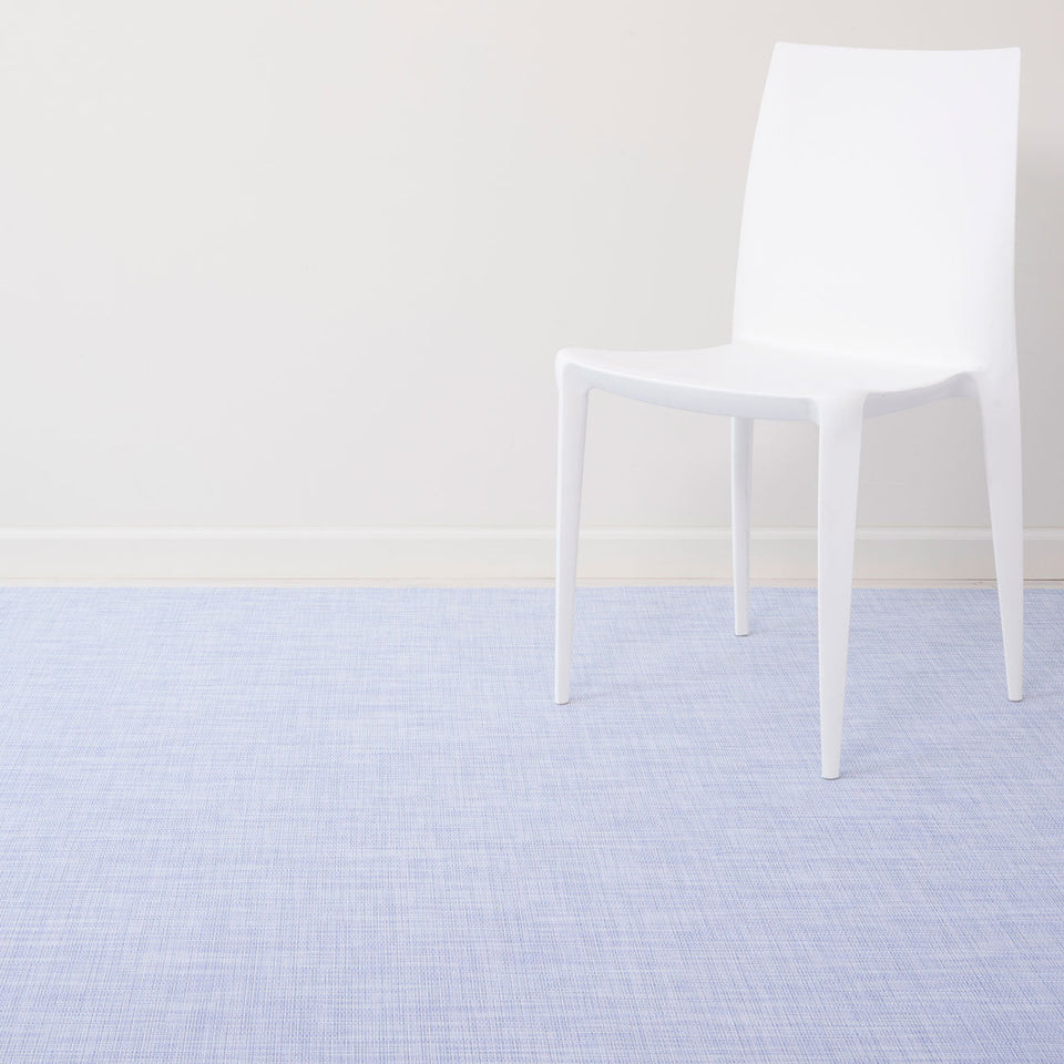 Mini Basketweave / Periwinkle woven floor mat by Chilewich, interior setting