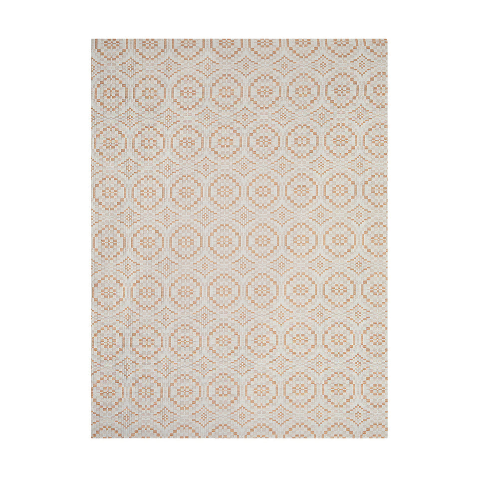 Overshot / Butterscotch woven floor mat by Chilewich, studio view