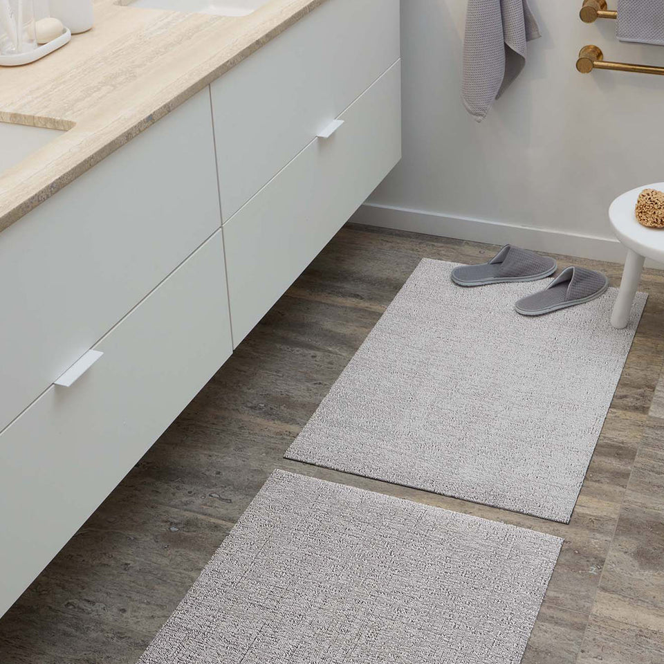 Super White Solid Shag Mat by Chilewich