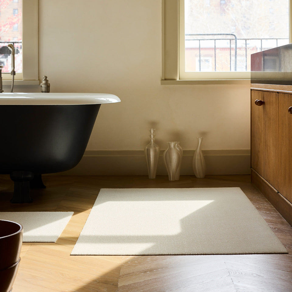 Snow Solid Shag Mat by Chilewich
