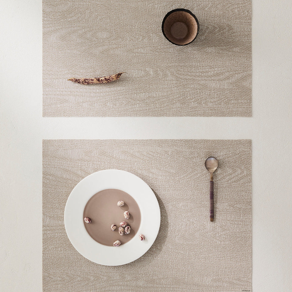 Chilewich Woodgrain placemat in Birch, lifestyle detail