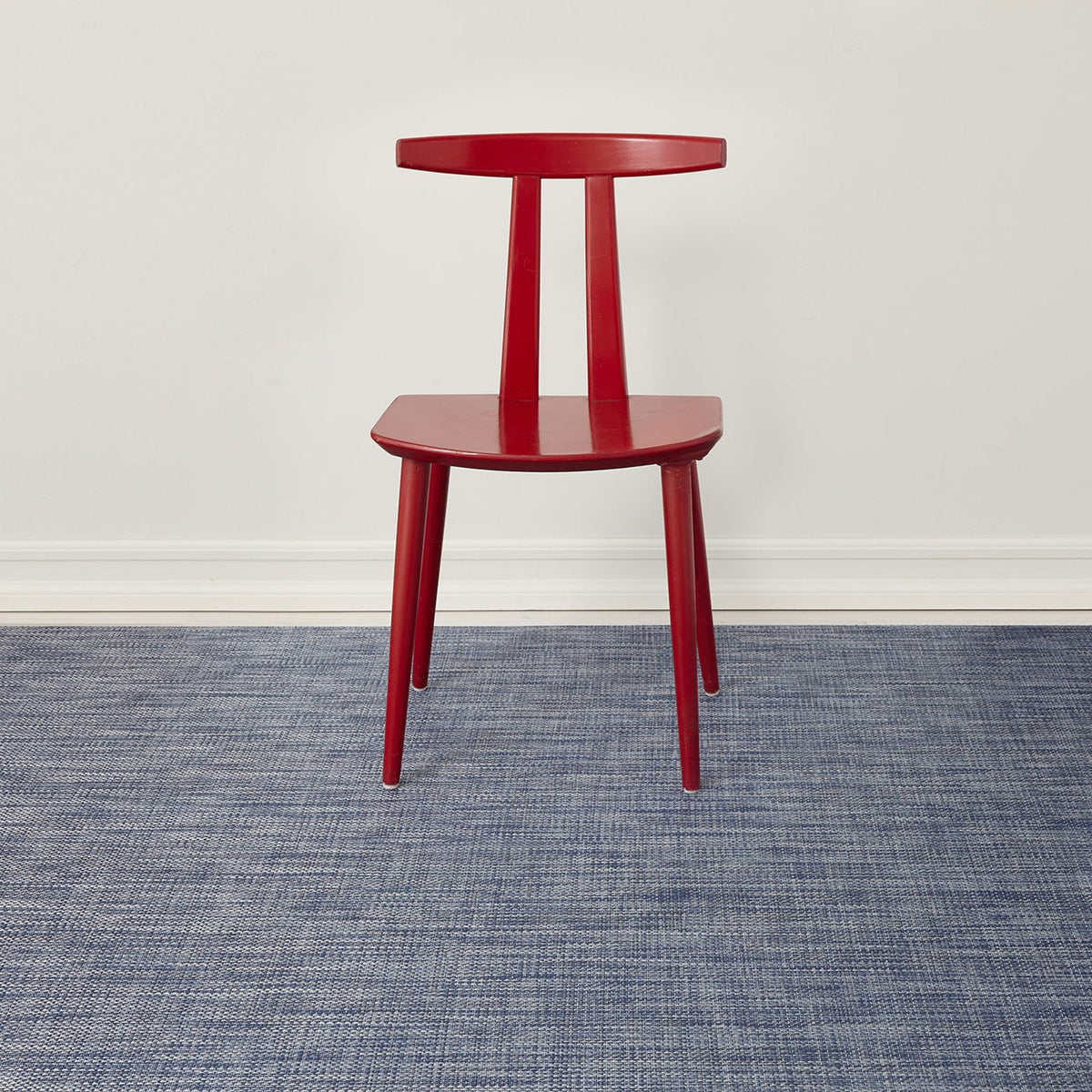 Basketweave / Denim woven floor mat by Chilewich, interior setting