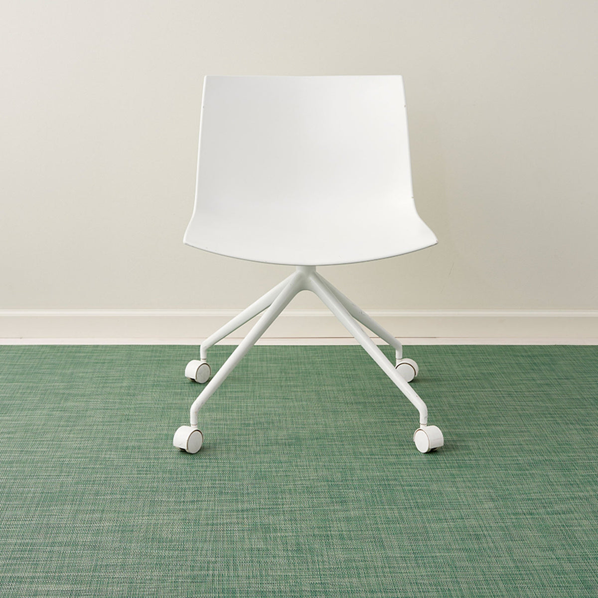 Mini Basketweave / Ivy woven floor mat by Chilewich, interior setting