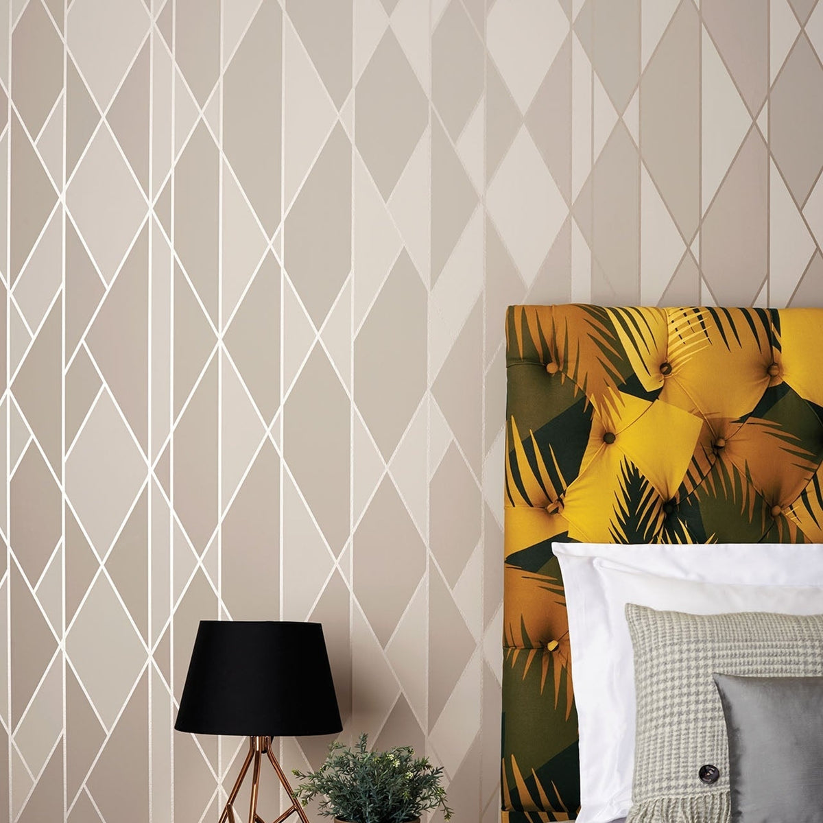Cole & Son oblique wallpaper in Taupe & Metallic Silver — lifestyle