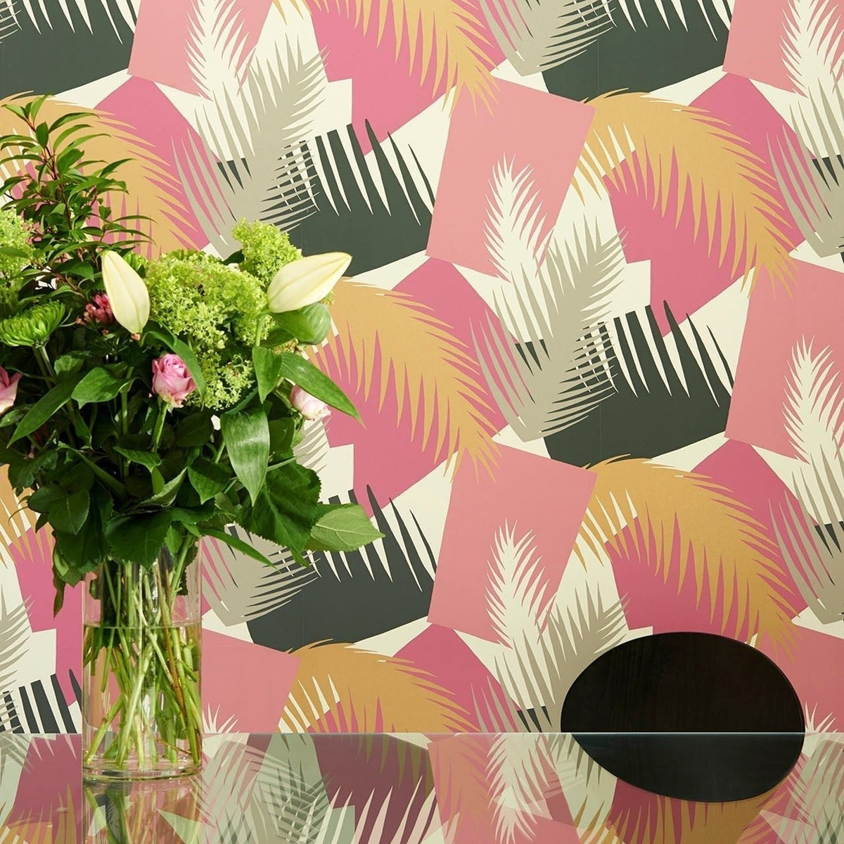 Cole & Son deco palm wallpaper in Fuchsia, Magenta, Gold & Charcoal on Cream — lifestyle
