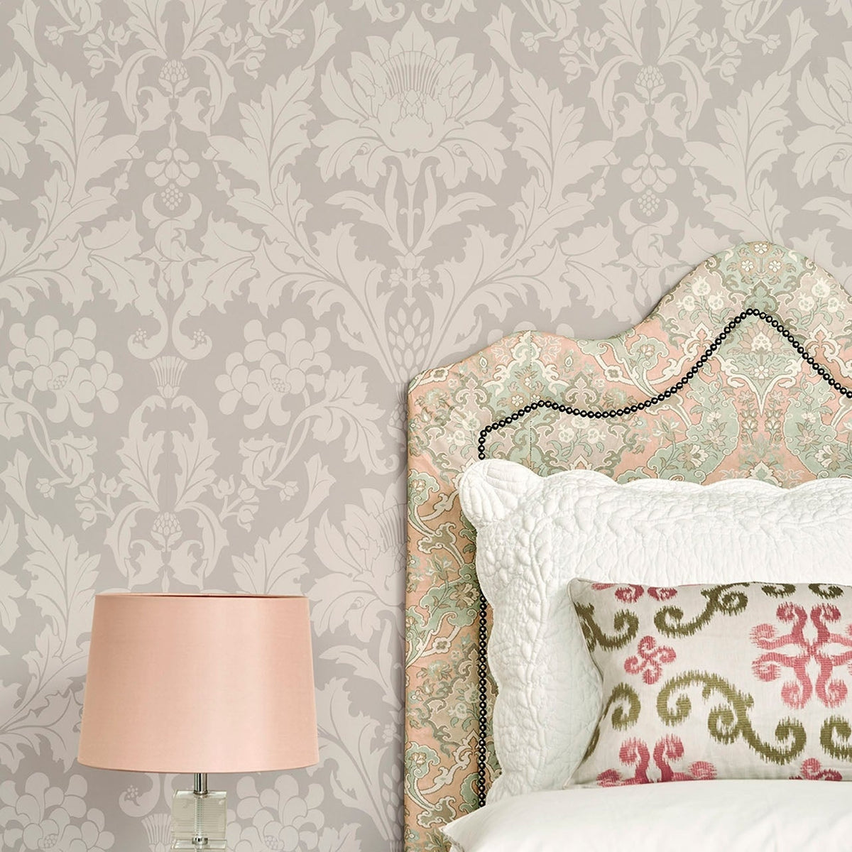 Cole & Son fonteyn wallpaper in Taupe — lifestyle