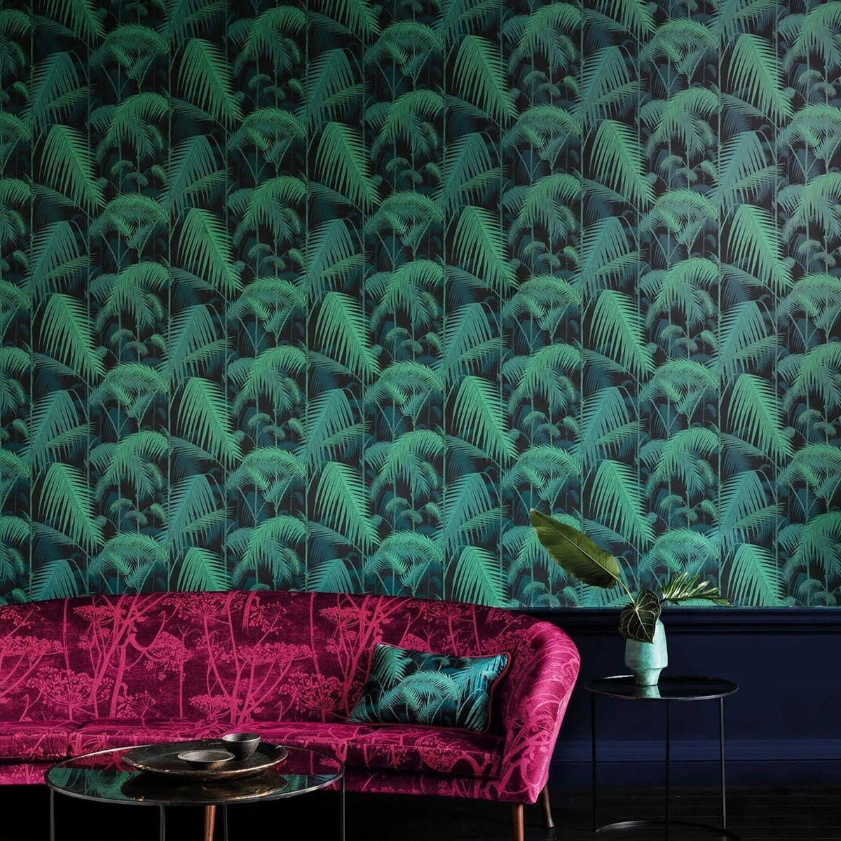Cole & Son palm jungle wallpaper in Viridian on Charcoal — lifestyle