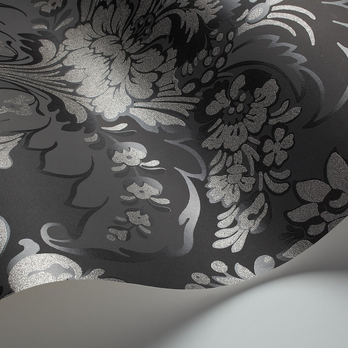 Cole & Son Aldwych in Glitter Silver on Black — pattern detail