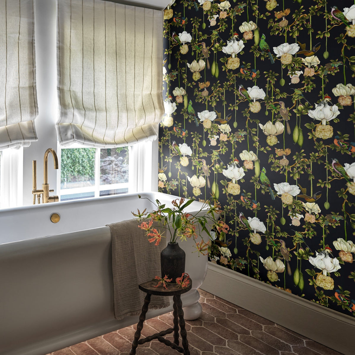 Cole & Son Baobab Botanica wallpaper in Onyx — room setting