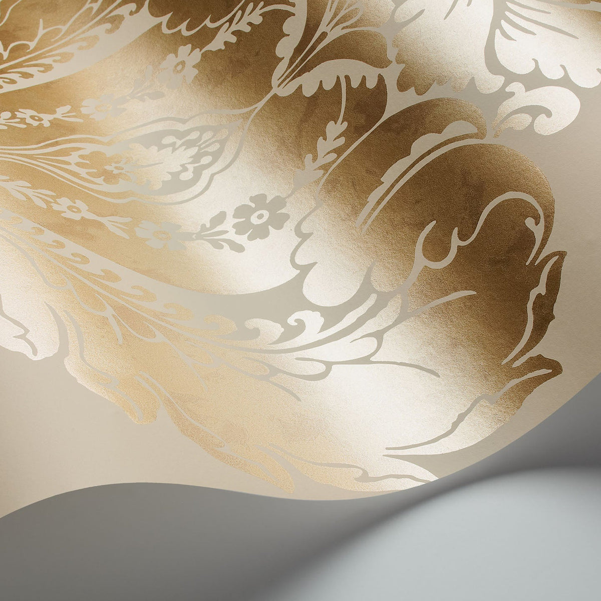 Cole & Son Baudelaire wallpaper in Metallic Gold on Taupe — detail