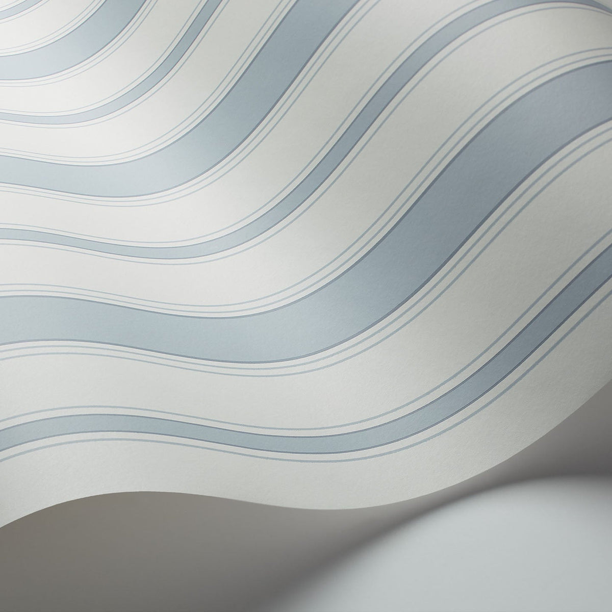 Cole & Son Cambridge Stripe wallpaper in Powder Blue — detail