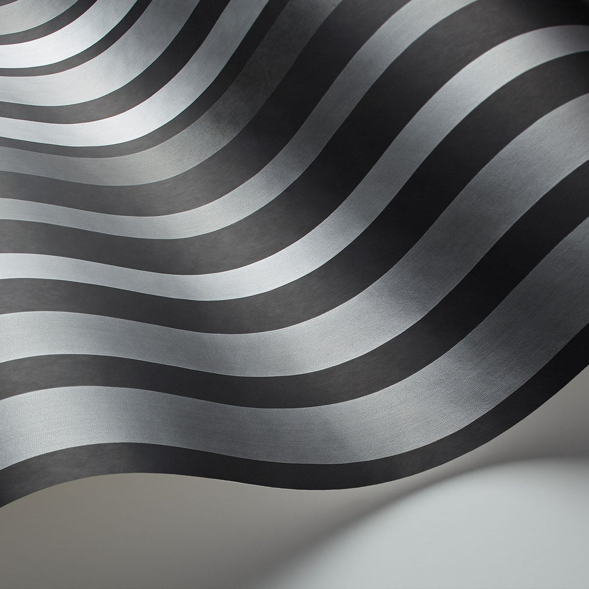 Cole & Son Carousel Stripe wallpaper in Metallic Silver on Charcoal — detail