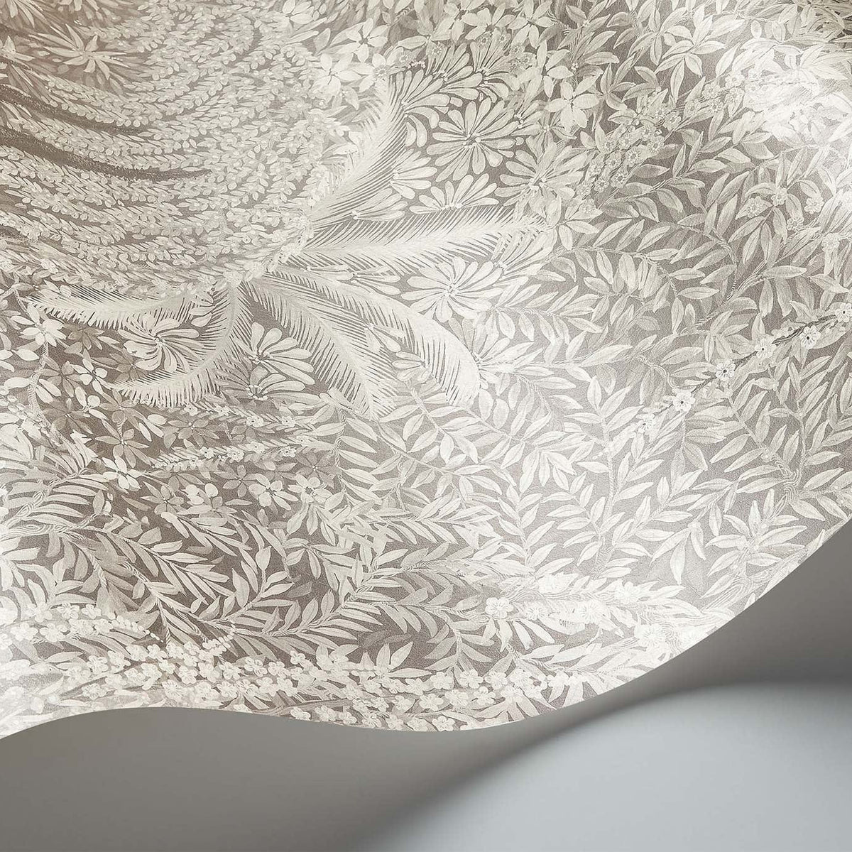 Cole & Son Cascade wallpaper in Platinum Pearl — detail