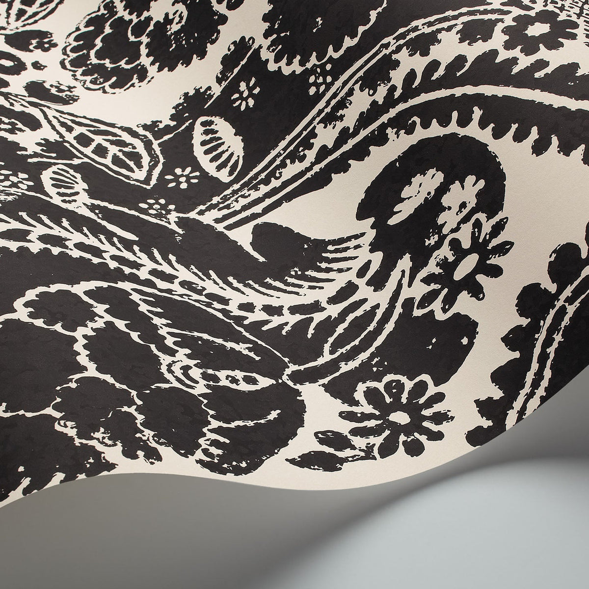 Cole & Son Chatterton wallpaper in Black on White — detail
