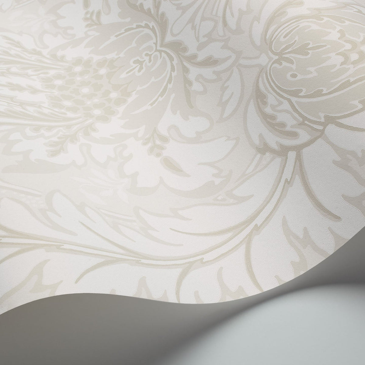Cole & Son Coleridge wallpaper in Chalk — detail