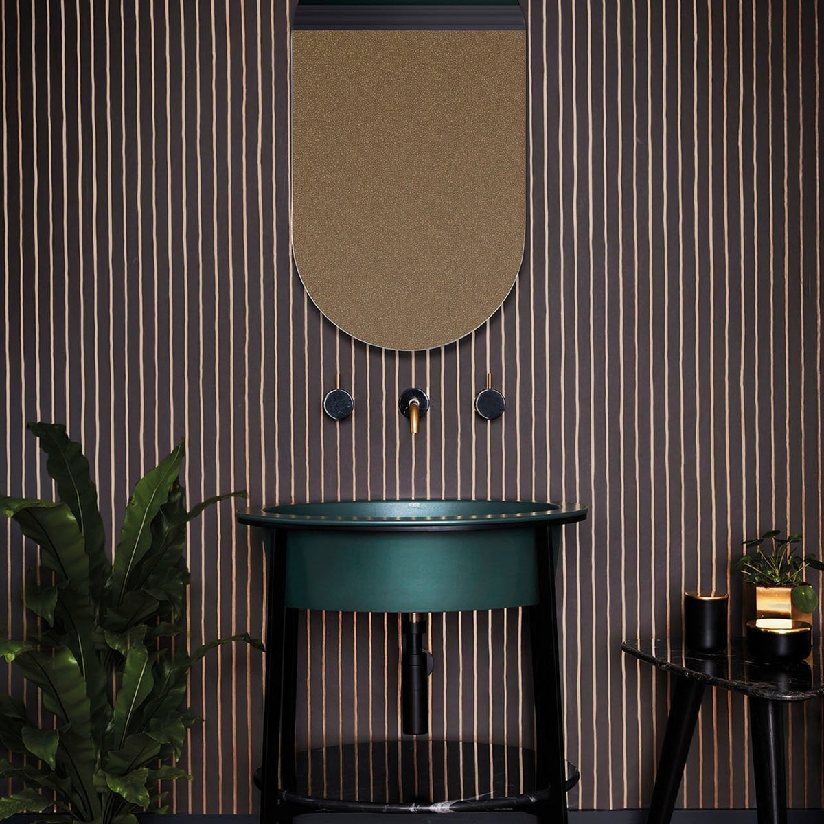 Cole & Son College Stripe wallpaper in Charcoal & Metallic Gold — room setting