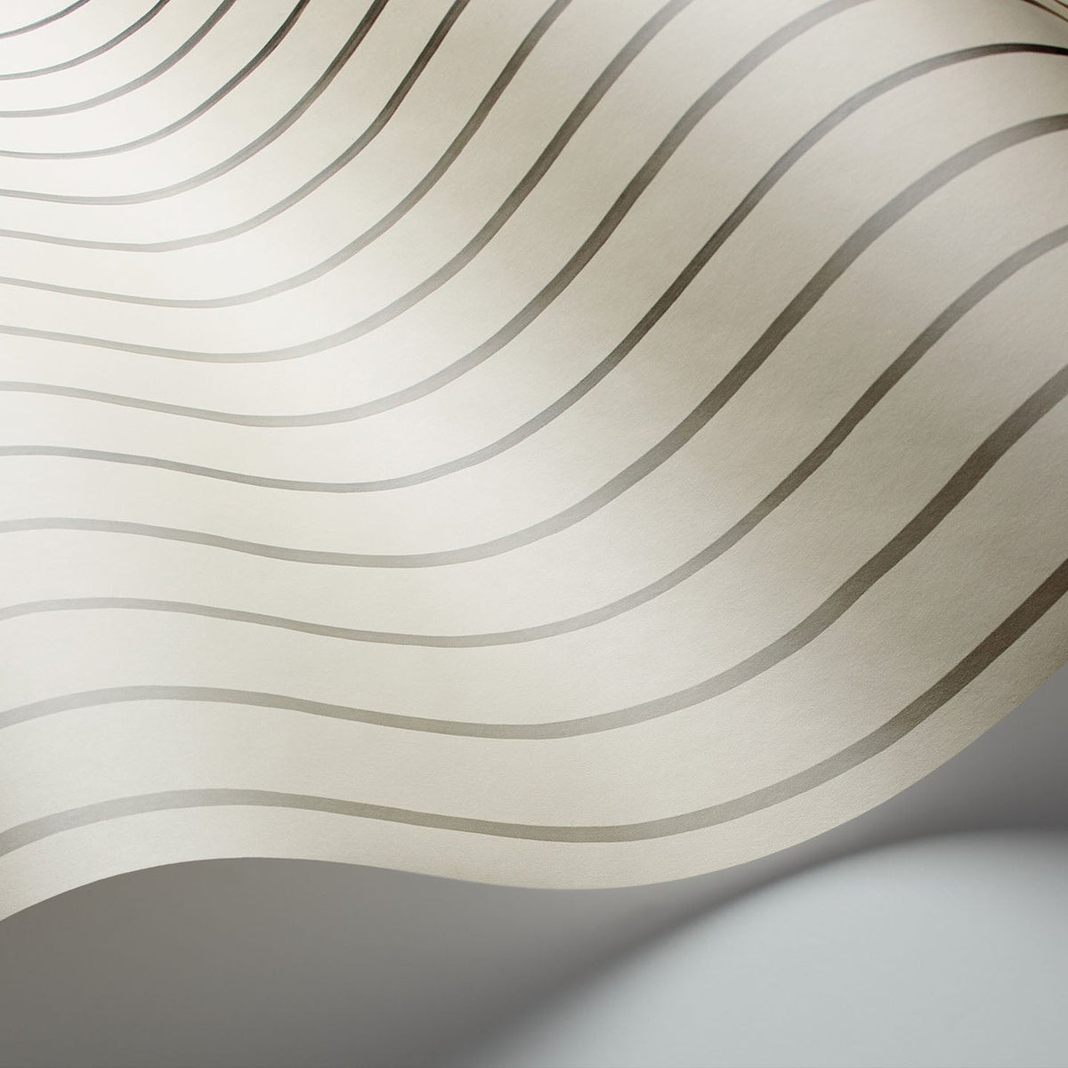 Cole & Son College Stripe wallpaper in Linen — detail
