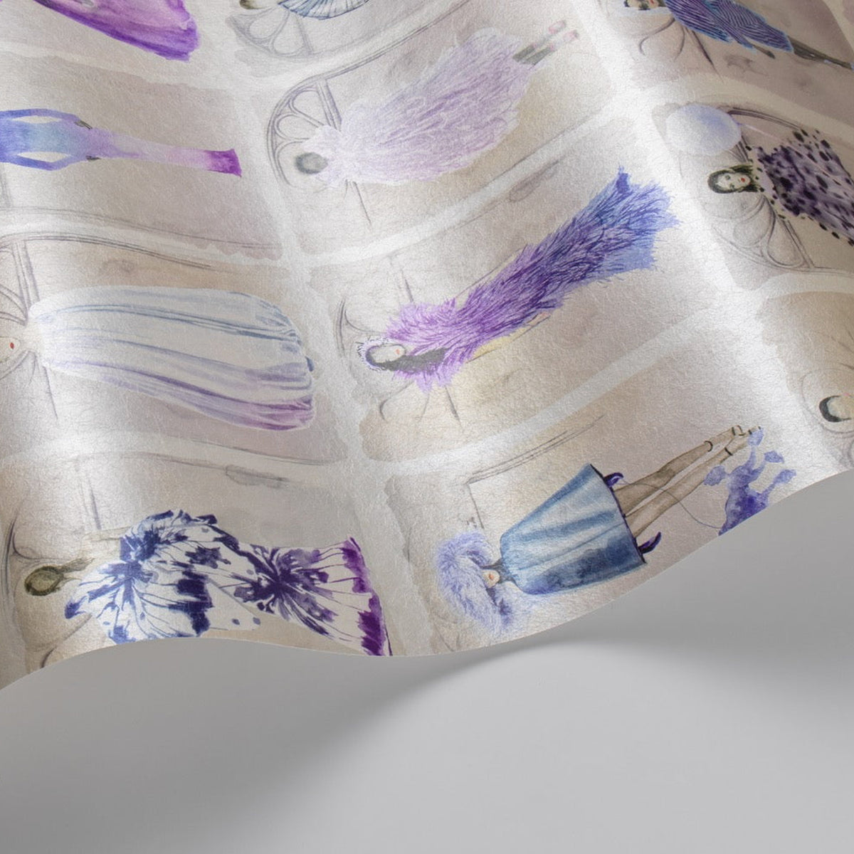 Cole & Son Couture Carousel with Windows wallpaper in Lavender Pearl — detail