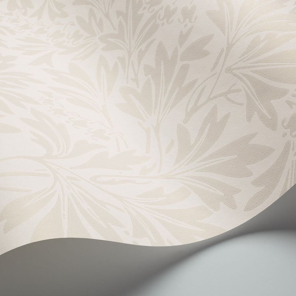 Dialytra wallpaper by Cole & Son, 88/11045, curved paper detail