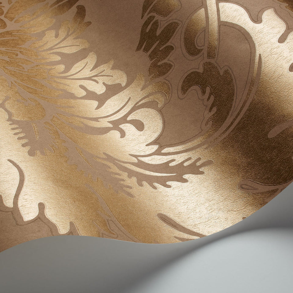 Cole & Son Hovingham wallpaper — Metallic Gold on Neutral