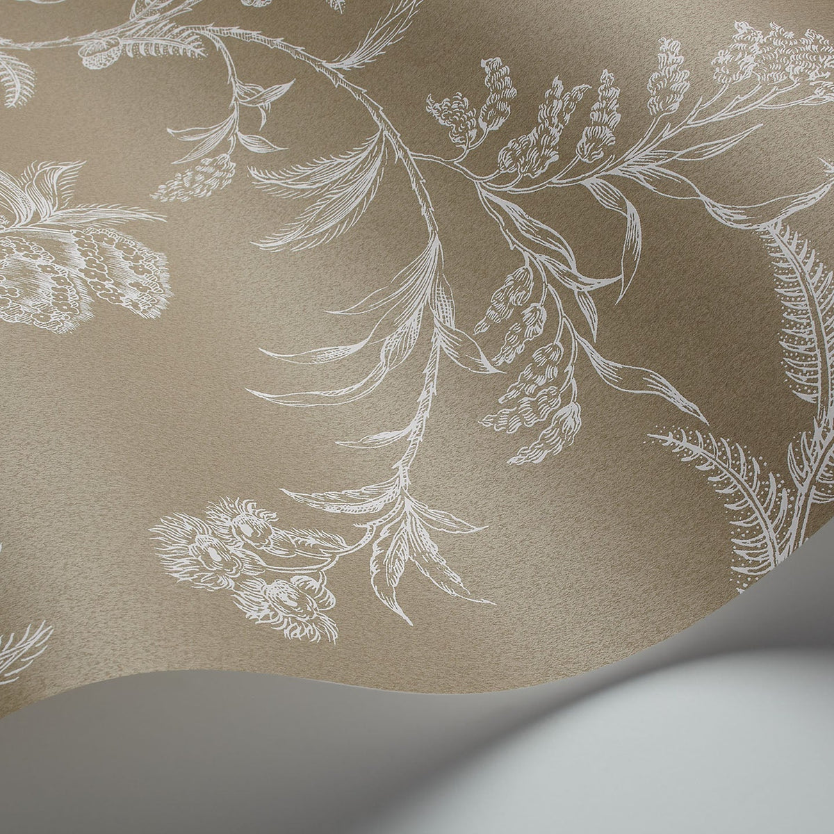 Ludlow wallpaper by Cole & Son in Chalk on Linen, detail