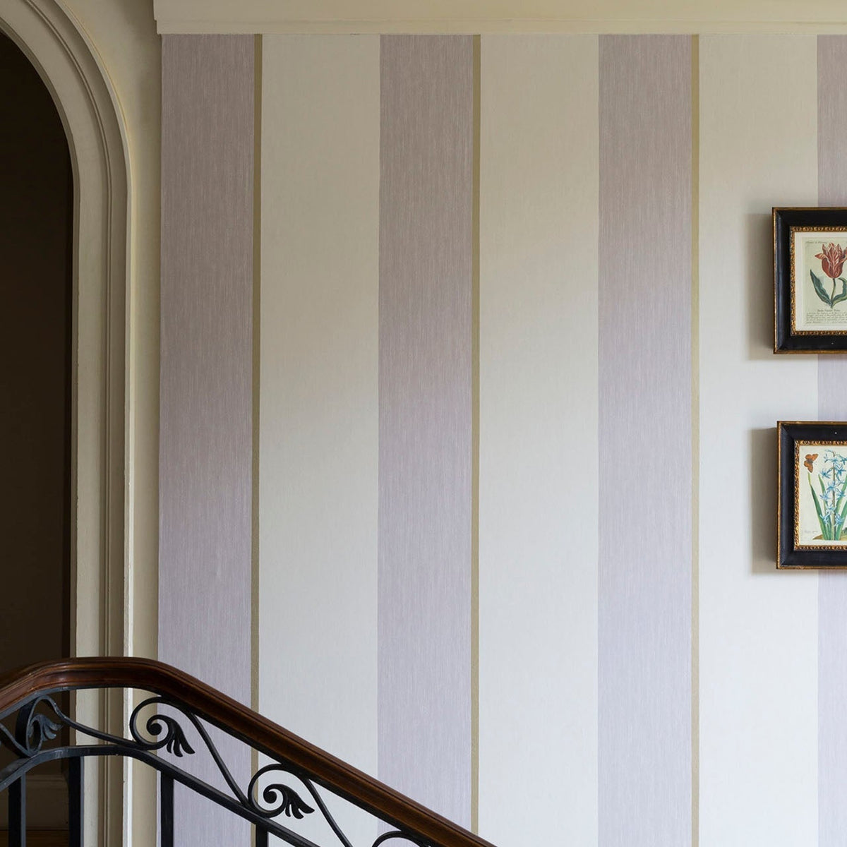 Marly wallpaper by Cole & Son, Parchment & Dove, room setting