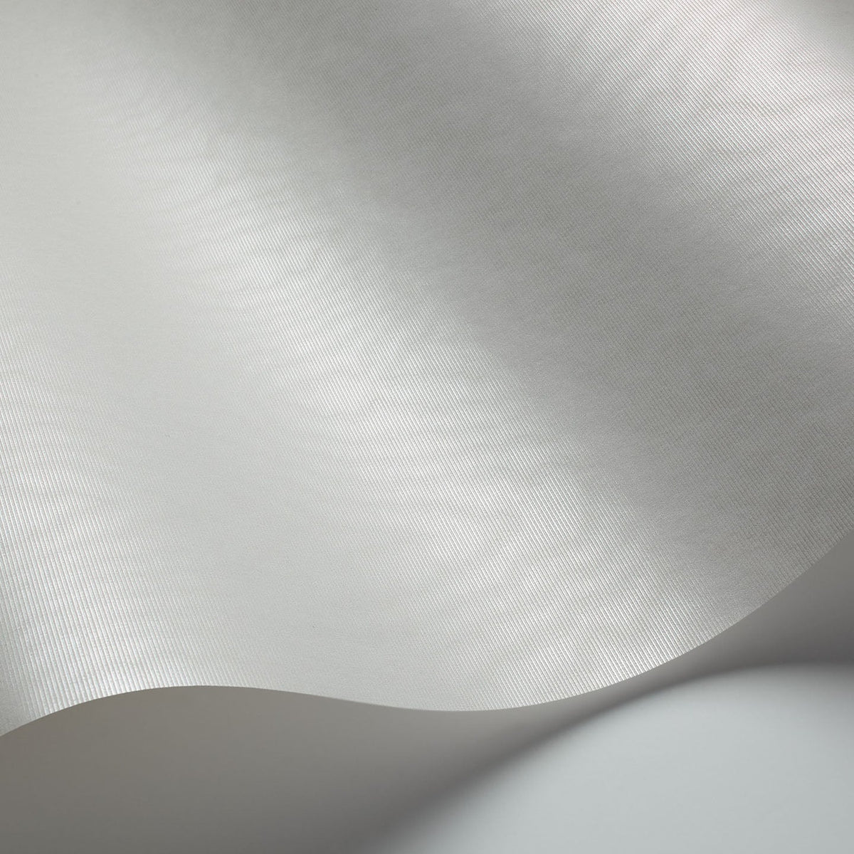 Cole & Son Moire 88/13052 wallpaper curved detail