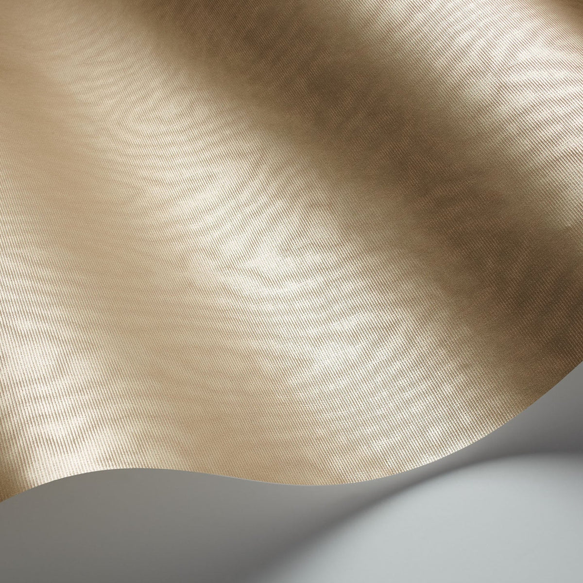 Cole & Son Moire 88/13053 wallpaper curved detail