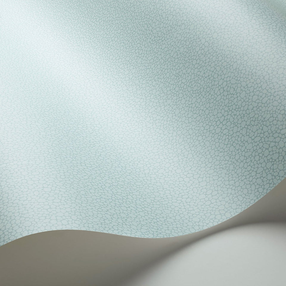 Cole & Son Pebble wallpaper — Seafoam detail