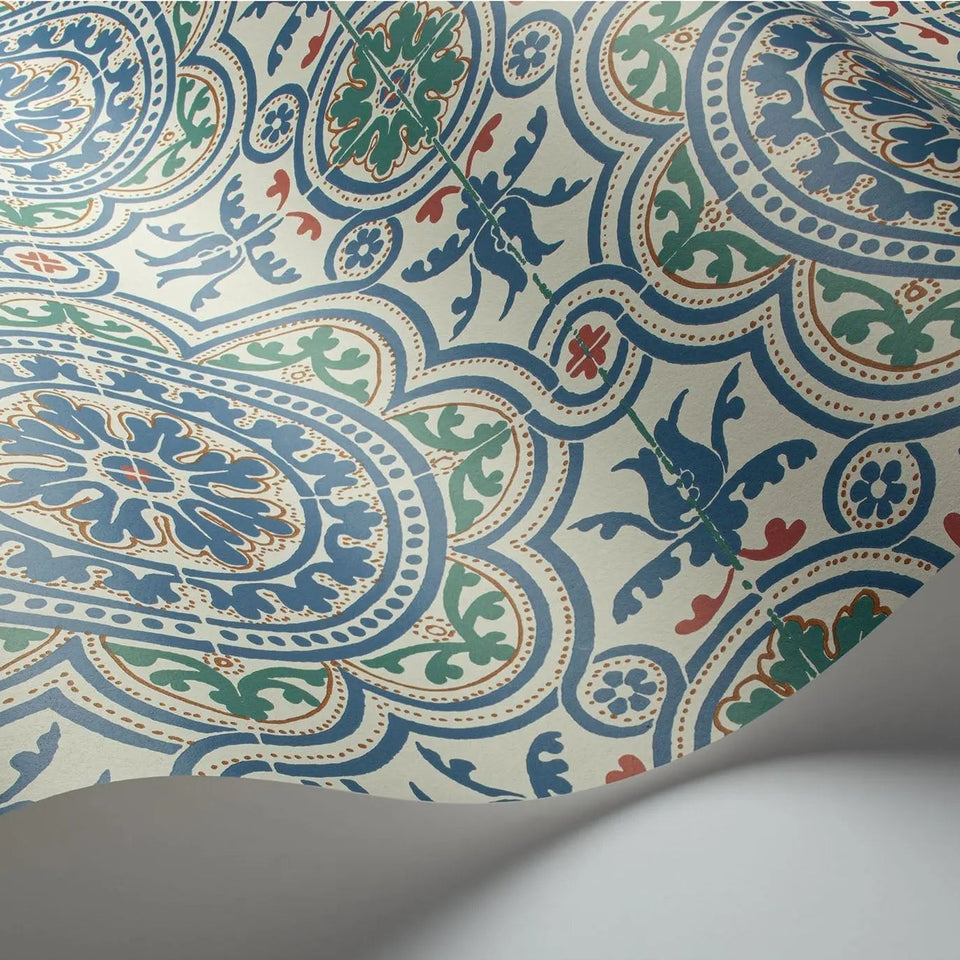 Cole & Son Piccadilly wallpaper — Denim & Rouge on Chalk detail