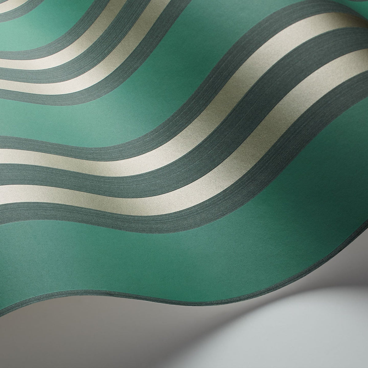 Cole & Son Polo Stripe wallpaper — Viridian & Metallic Gilver detail