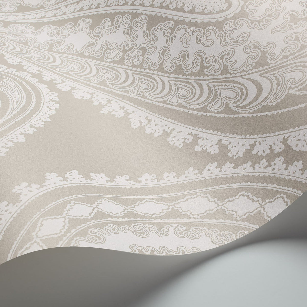 Rajapur wallpaper in Chalk on Taupe by Cole & Son — finish detail
