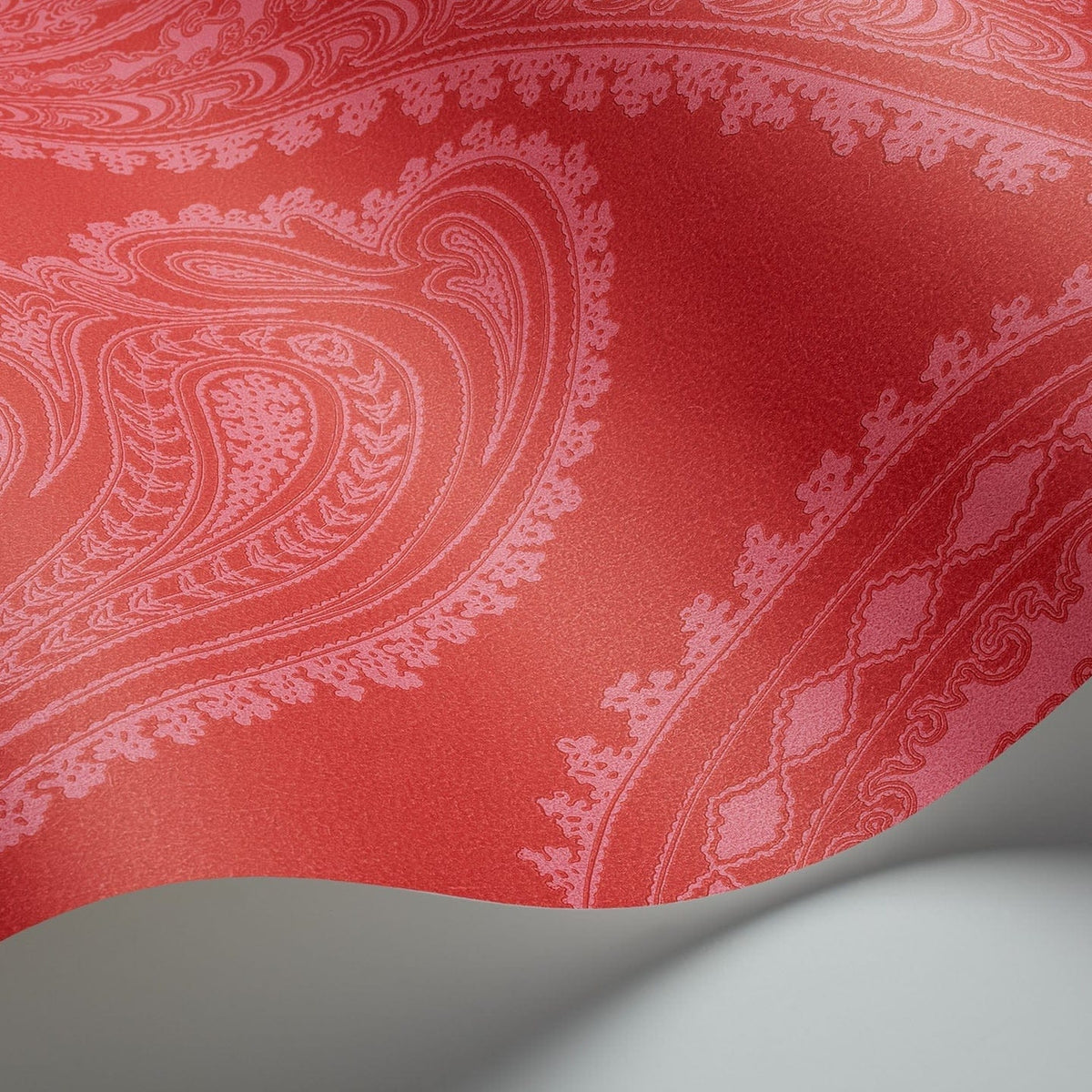 Rajapur wallpaper in Fuchsia on Rouge by Cole & Son — finish detail