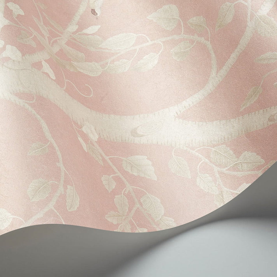 Seasonal Woods wallpaper by Cole & Son in Rose Quartz Pearl, surface detail